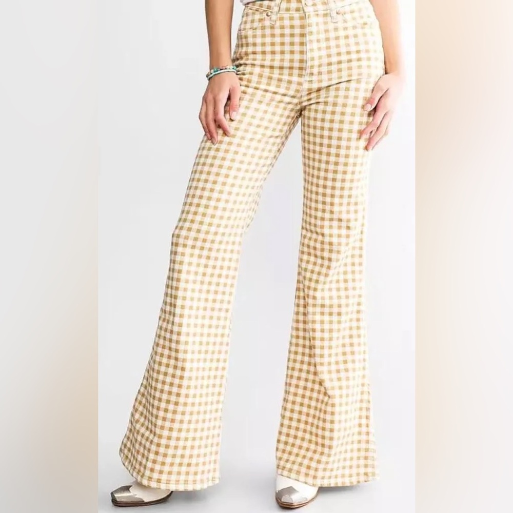 Wrangler Beige Gingham Wide Leg Jeans - Picture 3 of 8